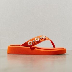 Urban outfitters platform flip flops
